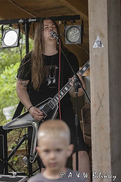 Koncert chłopaków z zespołu I inni, Bieszczadzki Festiwal Filmowy Ale Czad w Dwerniku, Bieszczady