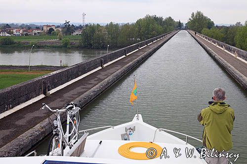 akwedukt w Agen, Canal de Garonne, Gaskonia, Francja