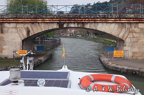 Agen, Canal de Garonne, Gaskonia, Francja, penichette