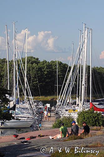 port jachtowy, wyspa Rodhamn, Alandy, Finlandia marina, Rodhamn Island, Alands, Finland