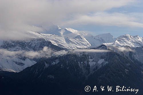 panorama Alpy Francuskie, Rhone Alps, Górna Sabaudia, La Haute Savoie, Le Grand Massif, widok z wioski Samoens