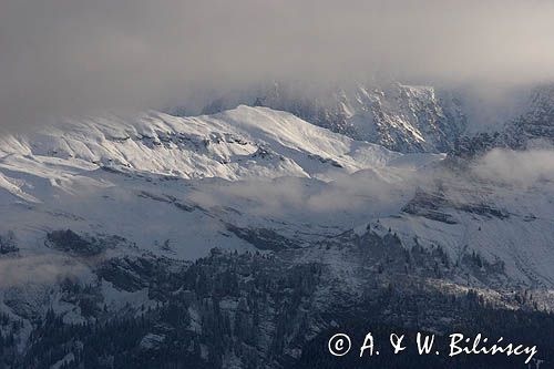 panorama Alpy Francuskie, Rhone Alps, Górna Sabaudia, La Haute Savoie, widok z wioski Samoens
