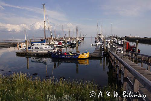 w porcie jachtowym w Nes, Wyspa Ameland, Wyspy Fryzyjskie, Holandia, Waddensee