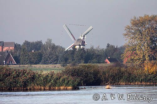 Artlenburg, rzeka Łaba, wiatrak, Elbe, Dolna Saksonia, land Szlezwik-Holsztyn, Niemcy