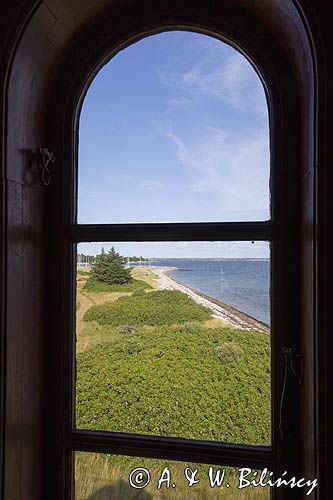 Widok z okna latarni morskiej na wyspie Bago / Baago/, Mały Bełt, Dania