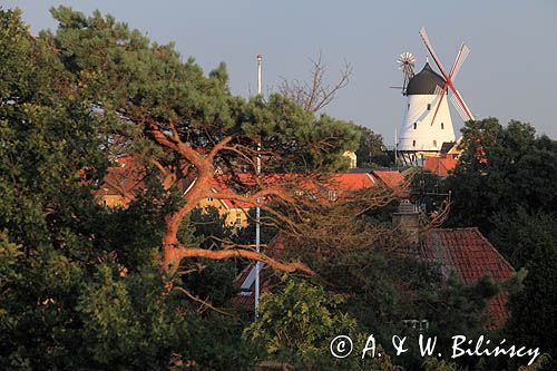 wiatrak w Gudhjem, Bornholm, Dania