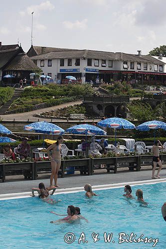 aquapark w parku rozrywki Joboland koło Svaneke na wyspie Bornholm, Dania