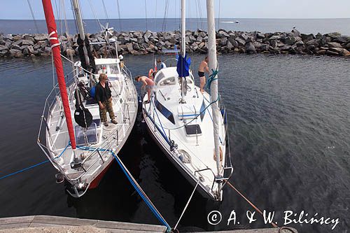 port w Snogebaek, Bornholm, Dania