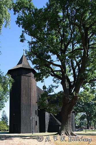 Boronów zabytkowy kościół drewniany z 1611 roku powiat Lubliniec koło Częstochowy Park Krajobrazowy Lasy nad Górną Liswartą