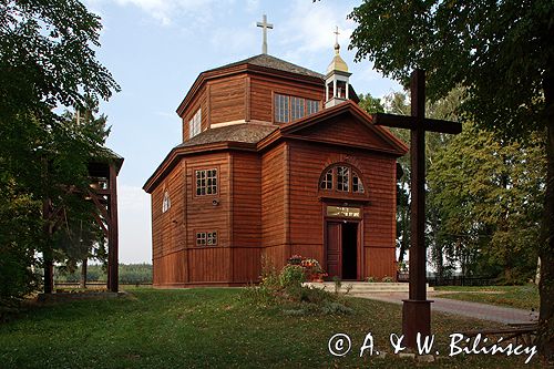 Borowica zabytkowy klasycystyczny kościół drewniany z 1797-99 roku powiat Krasnystaw