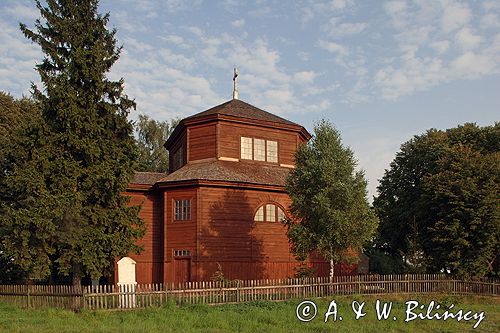 Borowica zabytkowy klasycystyczny kościół drewniany z 1797-99 roku powiat Krasnystaw