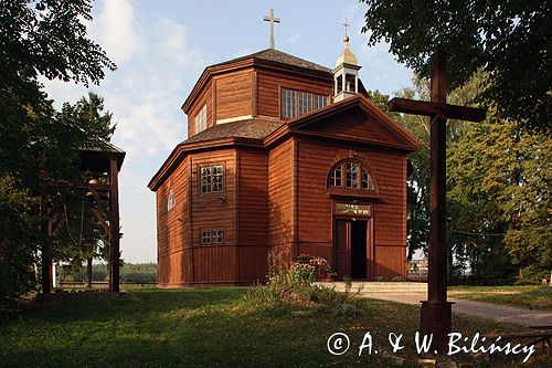 Borowica zabytkowy klasycystyczny kościół drewniany z 1797-99 roku powiat Krasnystaw