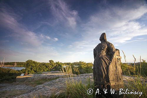 Figura Pani na Borsto na wyspie Borsto, Archipelag Turku, Szkiery Fińskie, Finlandia