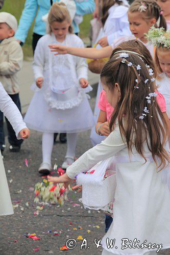 procesja w Boże Ciało, kościół parafialny Najświętszego Imienia Maryi, Gdańsk, dzielnica Krakowiec Górki Zachodnie