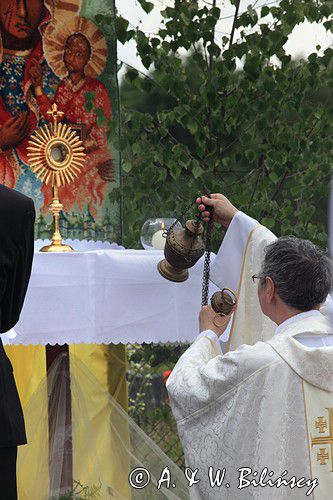 procesja w Boże Ciało, kościół parafialny Najświętszego Imienia Maryi, Gdańsk, dzielnica Krakowiec Górki Zachodnie