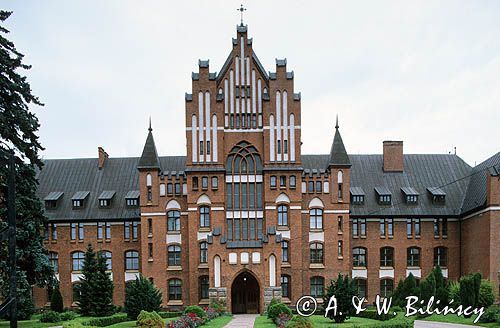 Braniewo, dom zakonu sióstr św. Katarzyny, klasztor Regina Coeli