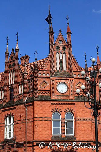 Bydgoszcz,budynek przy nabrzeżu Stary Port