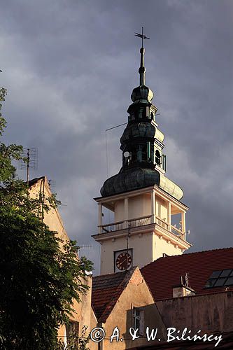 Bytom Odrzański, rynek, wieża Ratuszowa