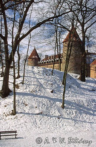 zamek w Bytowie, zima na Kaszubach