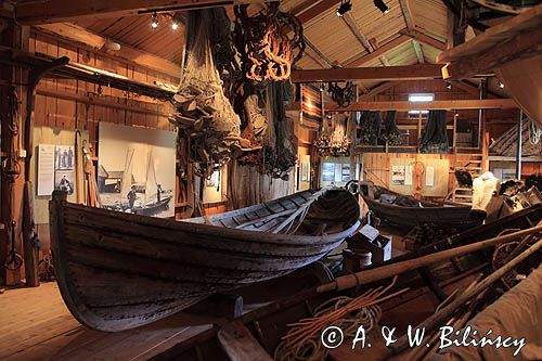 W muzeum łowców fok w Byviken na wyspie Holmon, Szwecja, Zatoka Botnicka