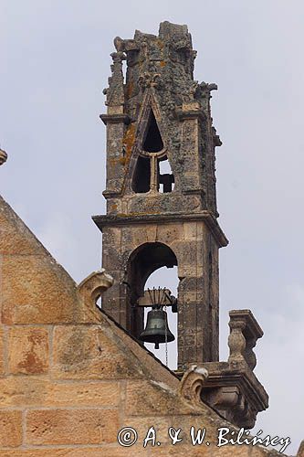 kaplica Notre Dame de Rocamadour w Camaret sur Mer, Bretania, Francja, dzwonnica