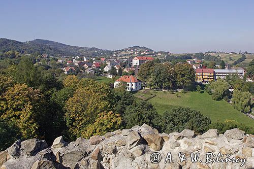 Czchów, panorama z zamku - romańskiej obronnej wieży mieszkalnej