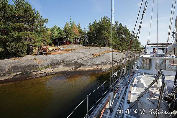 Dalslands Kanal początek przy jeziorze Vanern, Szwecja