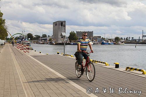 Darłowo, nowe nabrzeże wzdłuż rzeki Wieprzy