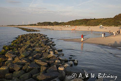 Darłówko, plaża i falochrony, polskie wybrzeże, Darłowo