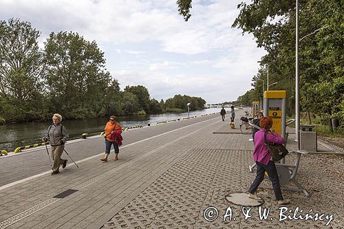 Darłowo, nowe nabrzeże wzdłuż rzeki Wieprzy