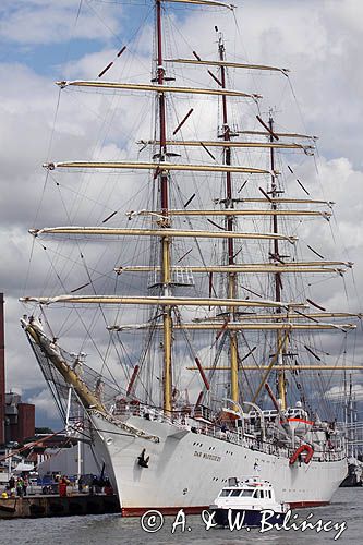 żaglowiec Dar Młodzieży w Turku, Tall Ship Race 2009, Zlot żaglowców, szkiery Turku, Finlandia Dar Mlodziezy, Tall Ship Race 2009, Turku, Turku Archipelago, Finland