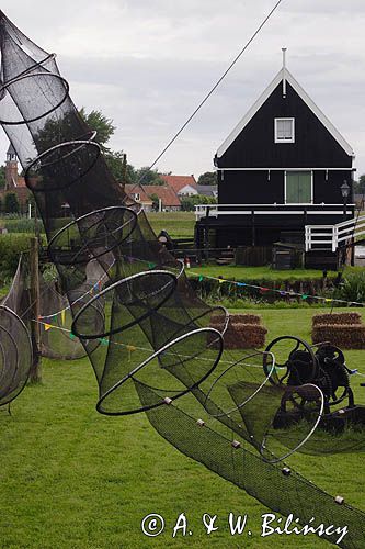 sieci rybackie, skansen Buitenmuzeum przy Zuiderzeemuzeum w Enkhuizen, Ijseemeer, Holandia