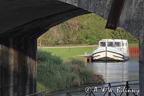 Penichette1180 FB, Canal de Garonne, Feugarolles, Gaskonia, Francja