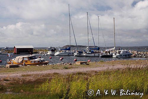 port jachtowy, wyspa Jurmo, szkiery Turku, Finlandia a harbour, Jurmo Island, Finland