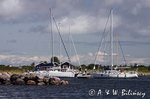 port jachtowy, wyspa Jurmo, szkiery Turku, Finlandia a harbour, Jurmo Island, Finland