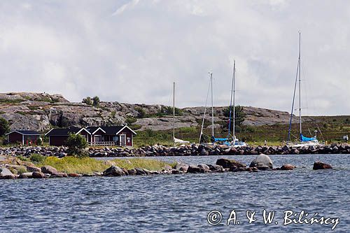 port jachtowy, wyspa Jurmo, szkiery Turku, Finlandia a harbour, Jurmo Island, Finland