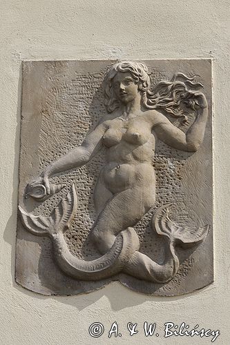 Syrenka na Muzeum Morskim w Gdańsku nad Motławą
