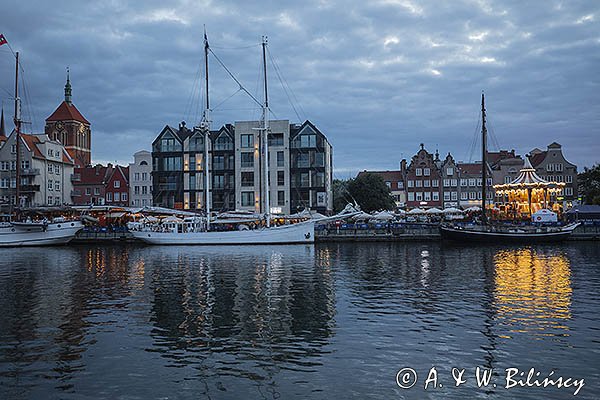 Stare i nowe, Rybackie Pobrzeże, nad Motławą, Gdańsk