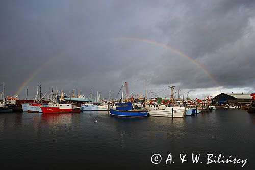 Tęcza, port rybacki Gilleleje, Północna Zelandia, Dania