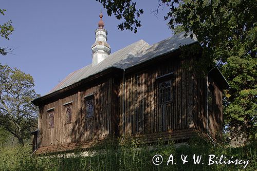 Górzanka, Cerkiew pw. Męczennicy Paraskewi z 1838 roku, odnowiona w 1912 roku, drewniana trójdzielna unicka cerkiew konstrukcji zrębowej fundacji Piotra Glajzera, dziedzica wsi, Bieszczady