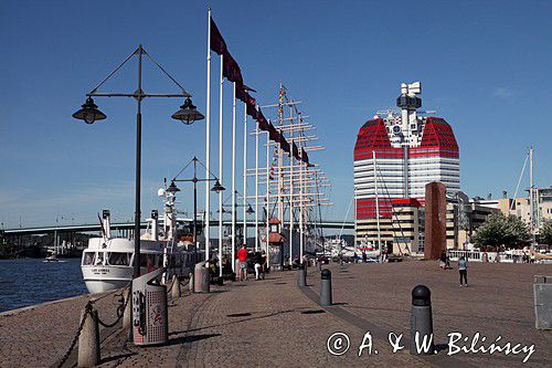 Nabrzeże koło Opery, Skanskaskrapan, Barken Viking, Goteborg, Szwecja