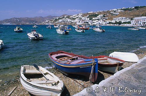 łodzie w porcie, Grecja wyspa Mykonos Cyklady boats in the harbour, Mykonos, Cyclades, Greece