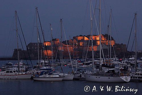 fort Castle Cornet w St. Peter Port, na wyspie Guernsey, Channel Islands, Anglia, Wyspy Normandzkie, Kanał La Manche