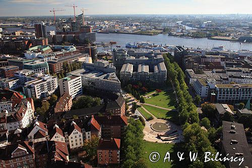 Hamburg, rzeka Łaba, panorama z wieży kościoła św. Michała Archanioła, Niemcy