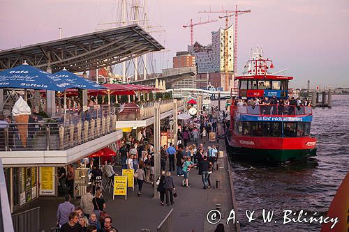 Hamburg, dworzec wodny. Water station fot A&W Bilińscy, bank zdjęc