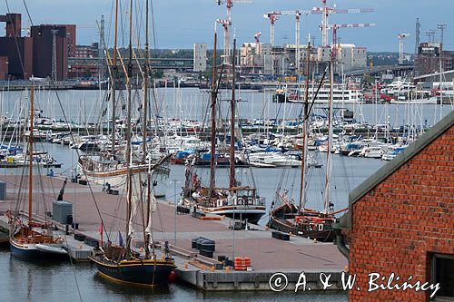 Helsinki, port jachtowy w centrum, Finlandia