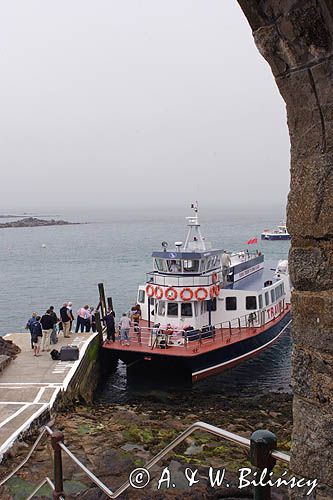 przystań promowa na wyspe Herm, Channel Islands, Anglia, Wyspy Normandzkie, Kanał La Manche