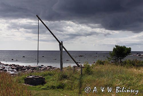 wyspa Hiuma, Hiiumaa, studnia i żuraw, Soru, Estonia Hiiumaa Island, Soru, Estonia