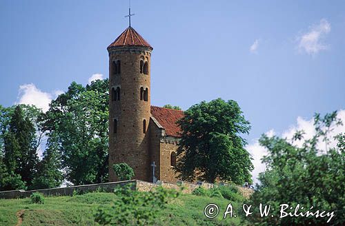 Inowłódź nad Pilicą, kościół św. Idziego