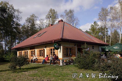 Izabelin, restauracja Kampinówka przy dyrekcji i ośrodku dydaktycznym Kampinoskiego Parku Narodowego